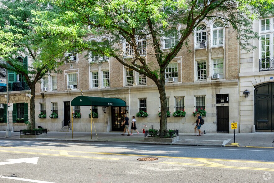 More Photos Of 9 E 96th St, New York Apartments For Sale
