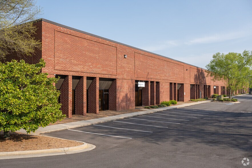 More Photos Of 675 Progress Center Ave, Lawrenceville Warehouse For Lease