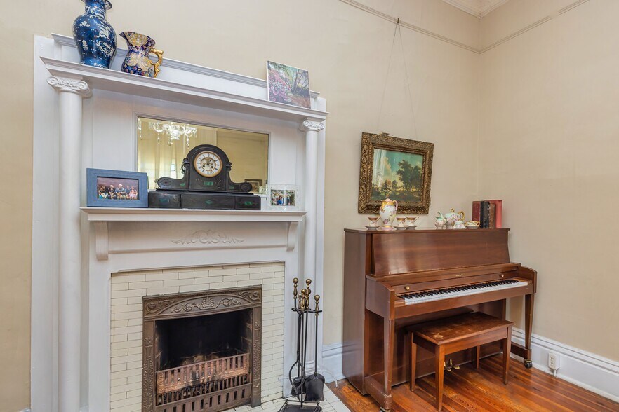 More Photos Of 252 Seavy St, Senoia Hospitality For Sale