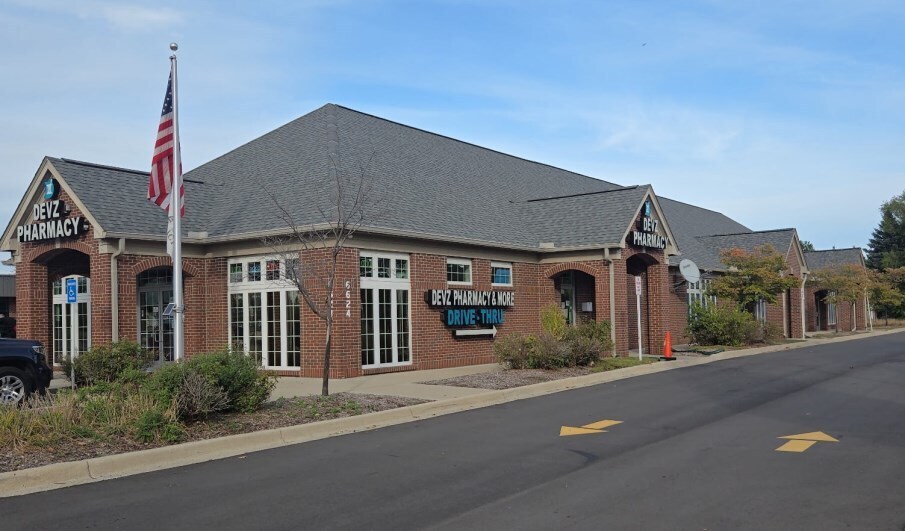 More Photos Of 6624 N Canton Center Rd, Canton Township Drugstore For Lease
