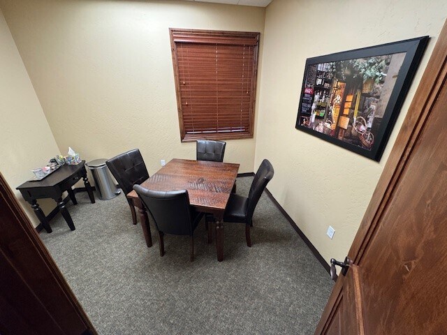 More Photos Of 303 E Caldwell Ave, Visalia Office For Sale