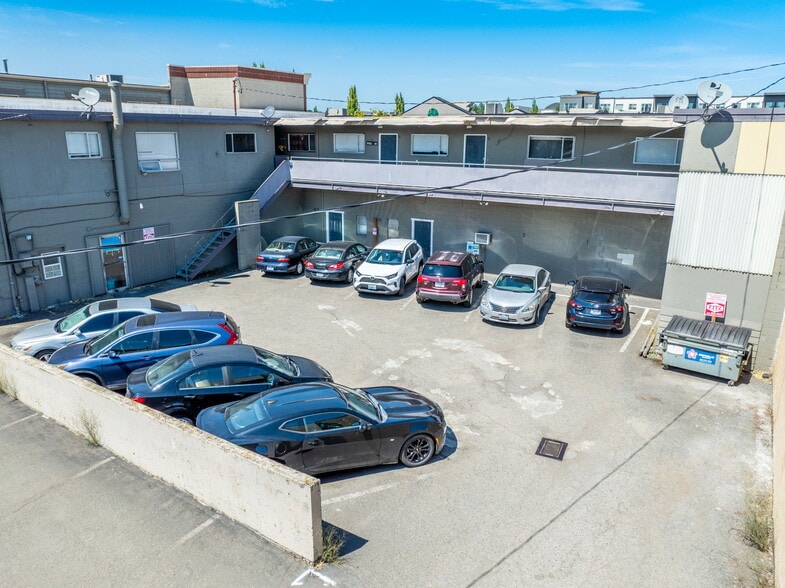 More Photos Of 412-418 W Meeker St, Kent Apartments For Sale