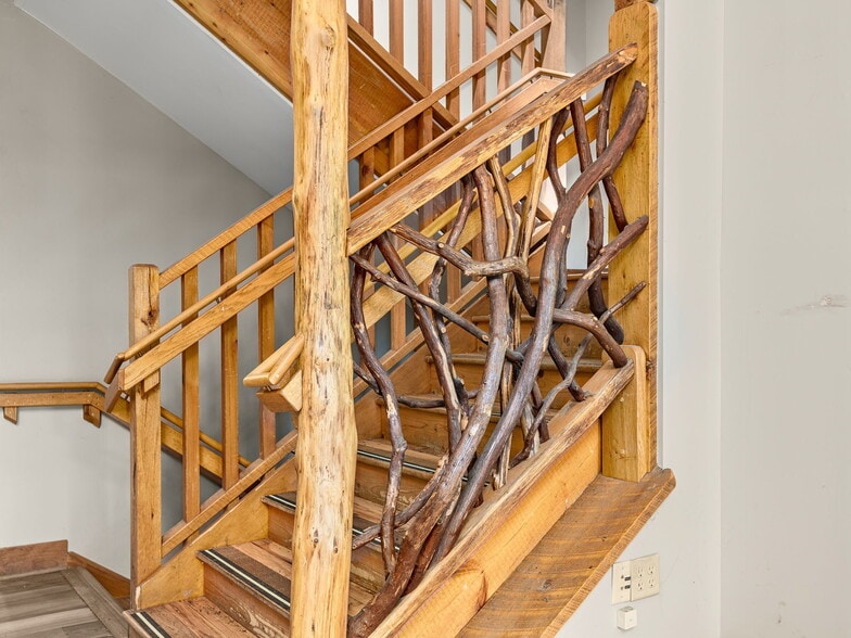 More Photos Of 447 Lily Pad Ln, Flat Rock Lodge Meeting Hall For Sale