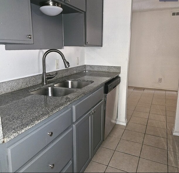 More Photos Of 6198 Vega Dr, Fort Worth Apartments For Sale