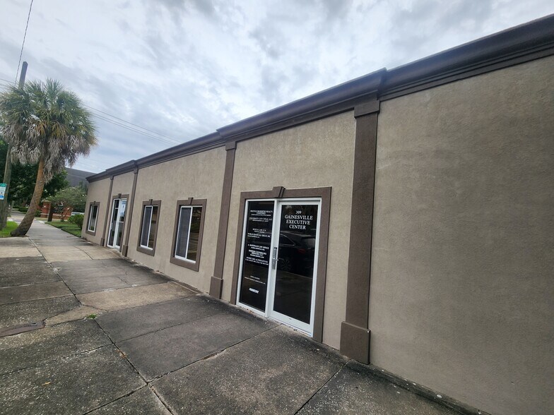More Photos Of 309 NE 1st St, Gainesville Office For Lease