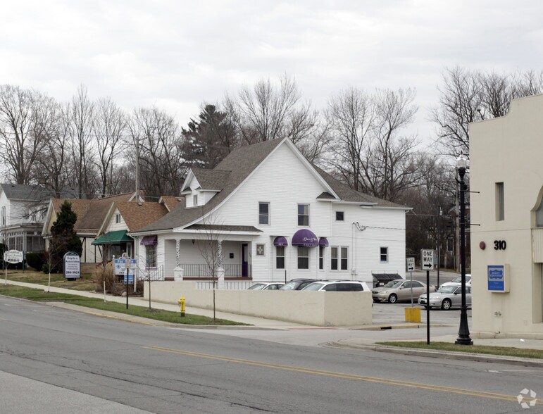 More Photos Of 404 E Lincolnway, Valparaiso Office For Sale