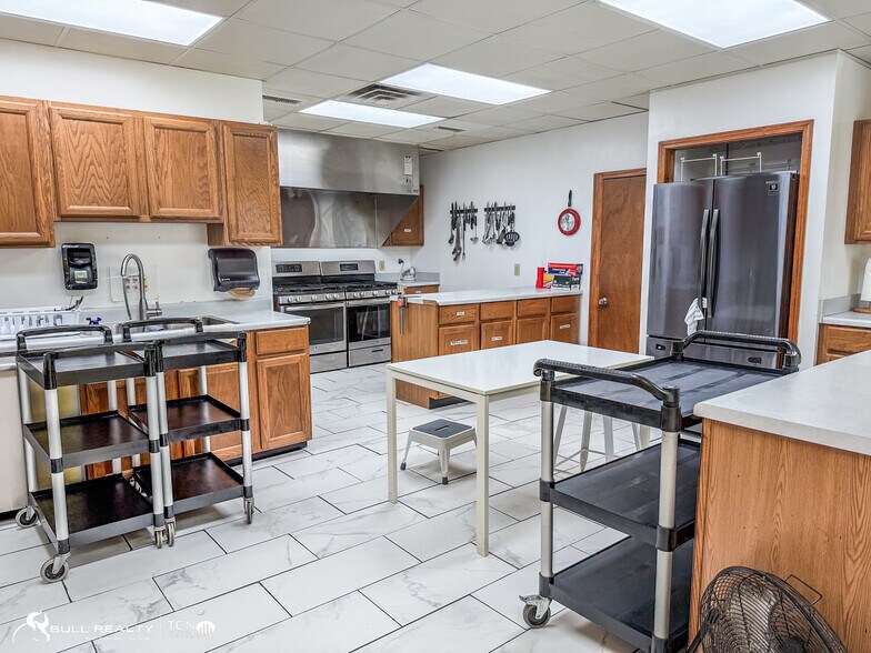 More Photos Of 431 Brownlee Rd, Jackson Daycare Center For Sale