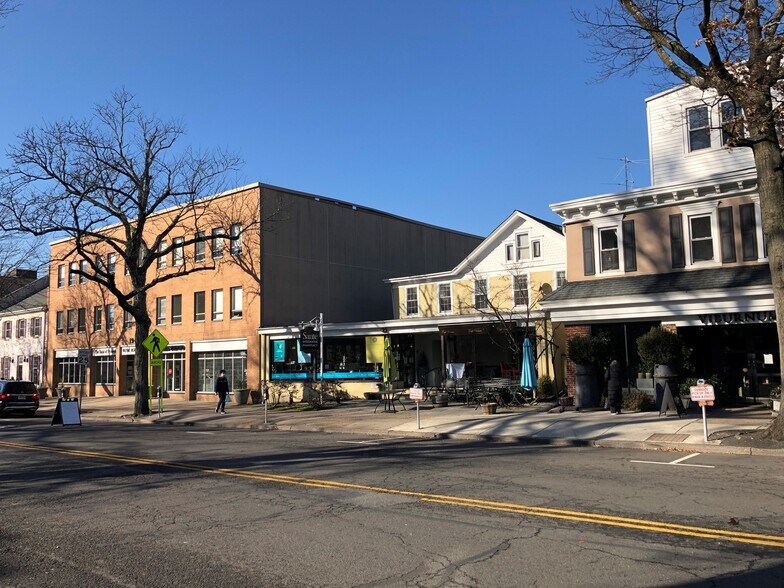 More Photos Of 200 Nassau St, Princeton Storefront Retail Residential For Lease