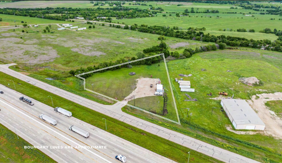 More Photos Of 15508 Interstate 35 North Frontage Road, Elm Mott Land For Sale