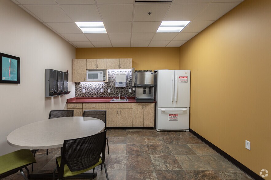 More Photos Of 150 E Social Hall Ave, Salt Lake City Office For Lease