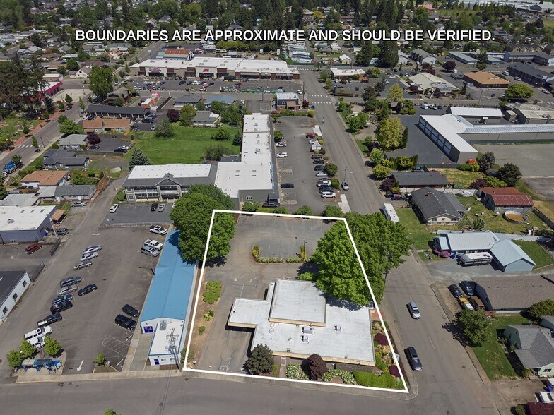 More Photos Of 200 Center Ave, Molalla Bank For Sale