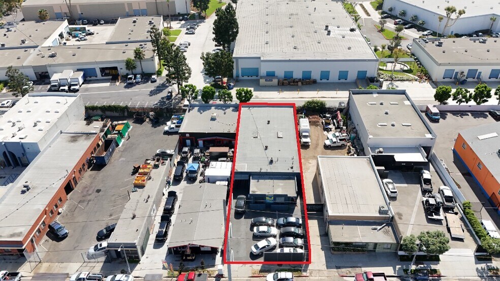 More Photos Of 900 W Hyde Park Blvd, Inglewood Warehouse For Lease