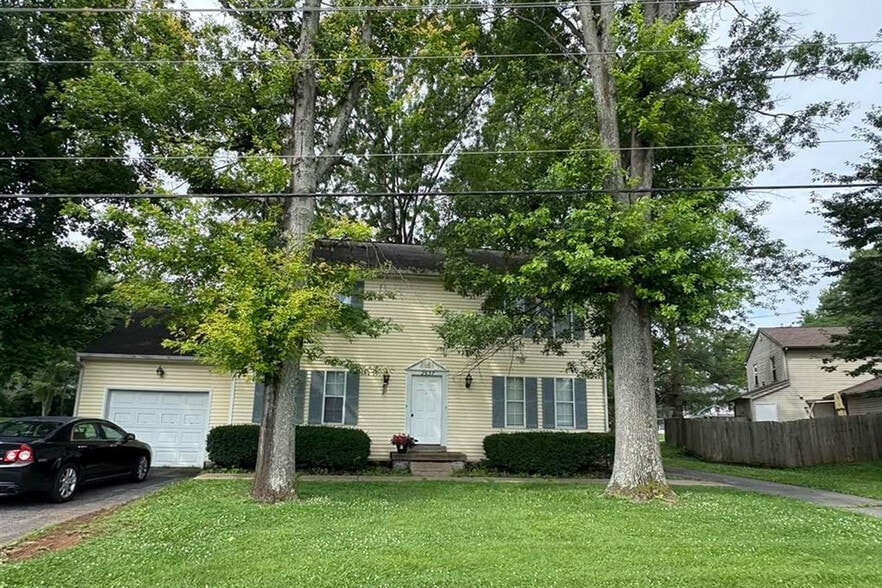 More Photos Of 2937 N Mill Ave, Bowling Green Apartments For Sale