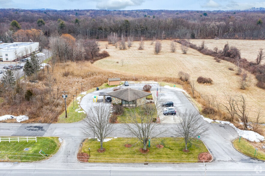 More Photos Of 6708 Route 9, Rhinebeck Bank For Lease