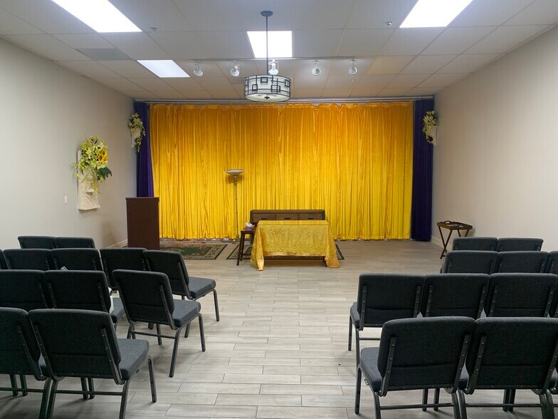 More Photos Of 8351 Katella Ave, Stanton Showroom For Sale