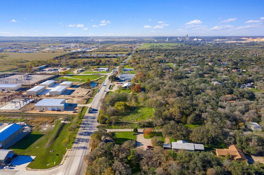 More Photos Of 145 Quail Run, San Marcos Self Storage For Sale