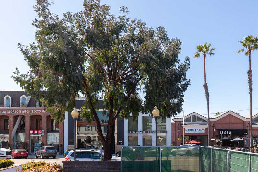 More Photos Of 7733 Girard Ave, La Jolla Land For Sale