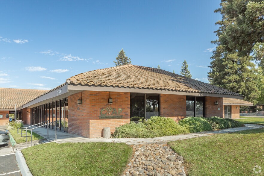 Primary Photo Of 1300 Ethan Way, Sacramento Office For Lease