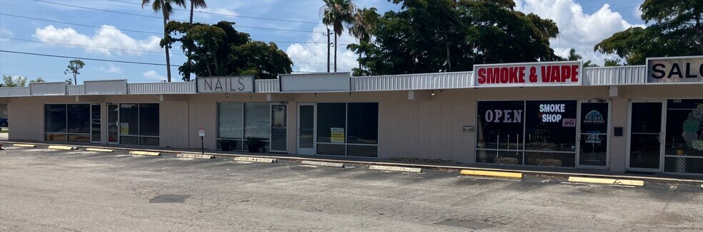 Primary Photo Of 12691-12695 Mcgregor Blvd, Fort Myers Unknown For Lease