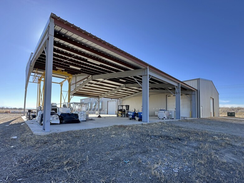 More Photos Of 18668 B50 Rd, Delta Distribution For Lease