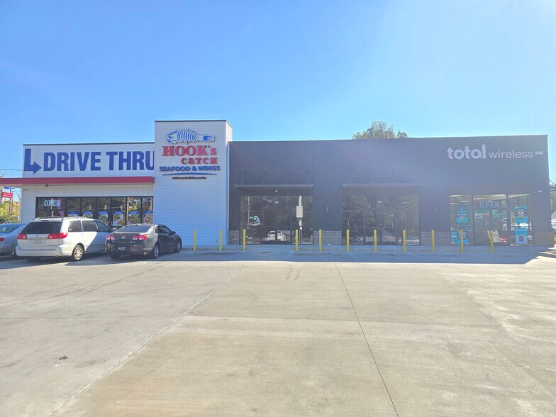 More Photos Of 4340 Elvis Presley Blvd, Memphis Restaurant For Lease