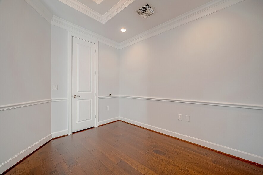 More Photos Of 16000 Park Ten Pl, Houston Medical For Lease