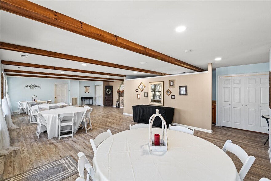 More Photos Of 115 E Broaddus Ave, Bowling Green Apartments For Sale