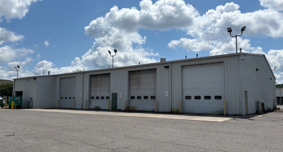More Photos Of 3920 Valley East Industrial dr, Birmingham Distribution For Lease