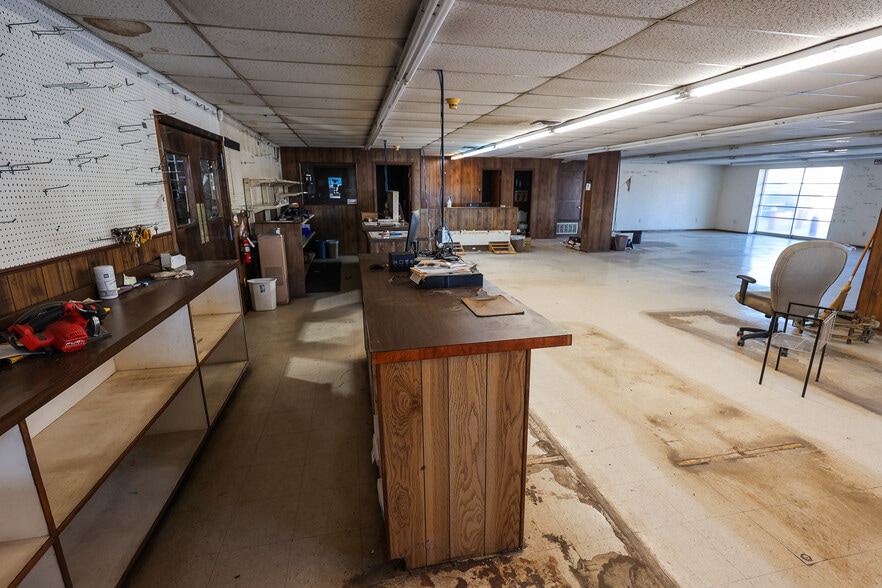 More Photos Of 5105 W Loop 281 S, Longview Industrial For Sale