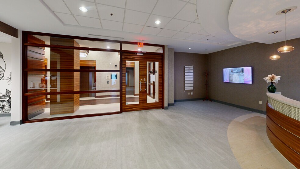 More Photos Of 1501 Main St, Columbia Coworking Space