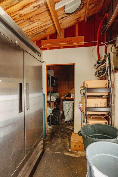 More Photos Of 5159 CA-140, Mariposa General Retail For Sale