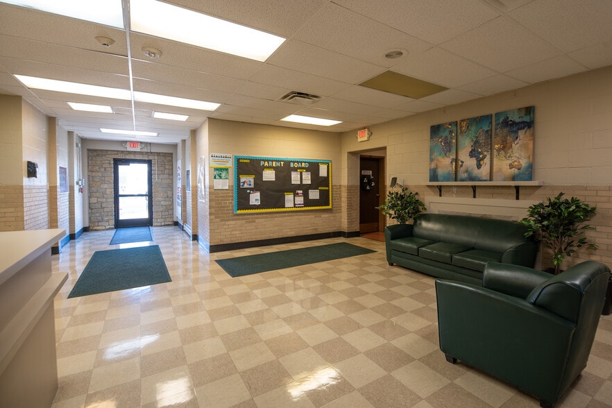 More Photos Of 238 Baltimore Ave, Dayton Daycare Center For Sale