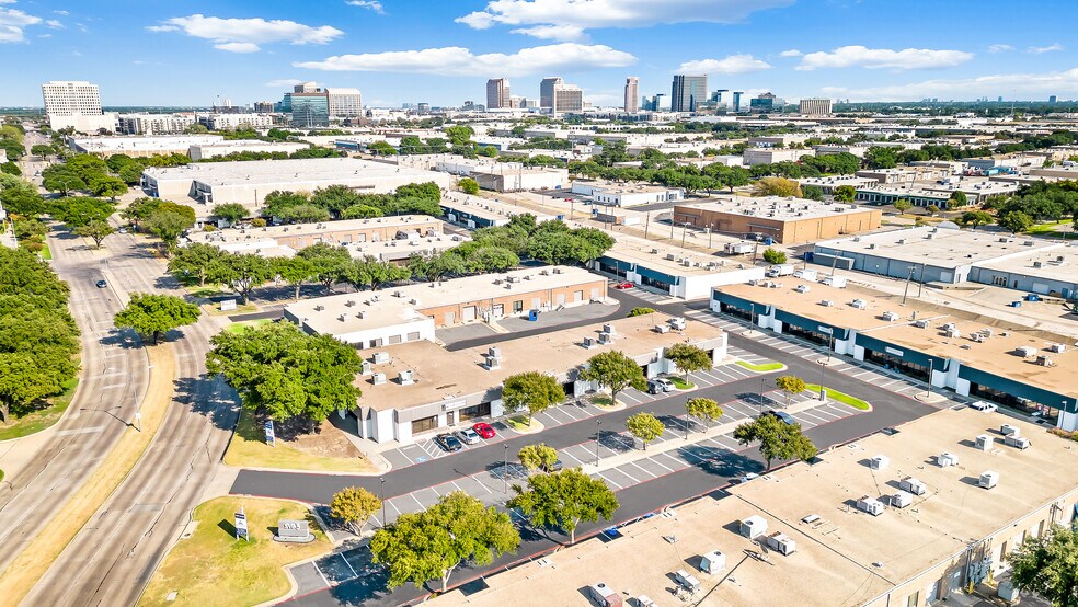 Primary Photo Of 4440-4460 Spring Valley Rd, Dallas Unknown For Lease