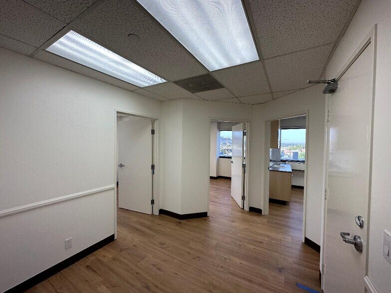 More Photos Of 1141 N Brand Blvd, Glendale Medical For Lease