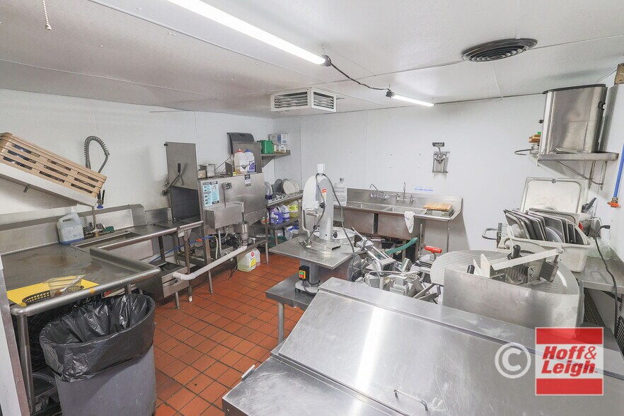 More Photos Of 2925 W Colorado Ave, Colorado Springs Restaurant For Lease