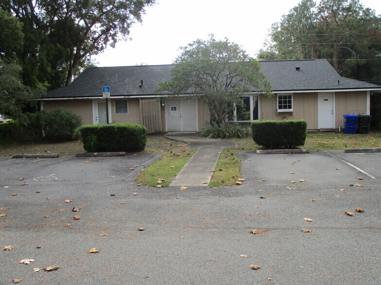 More Photos Of 1405 Kingsley Ave, Orange Park Office For Lease