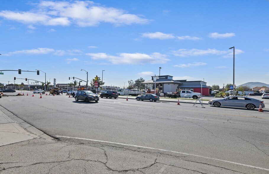 More Photos Of 16870 Merrill Ave, Fontana Freestanding For Sale