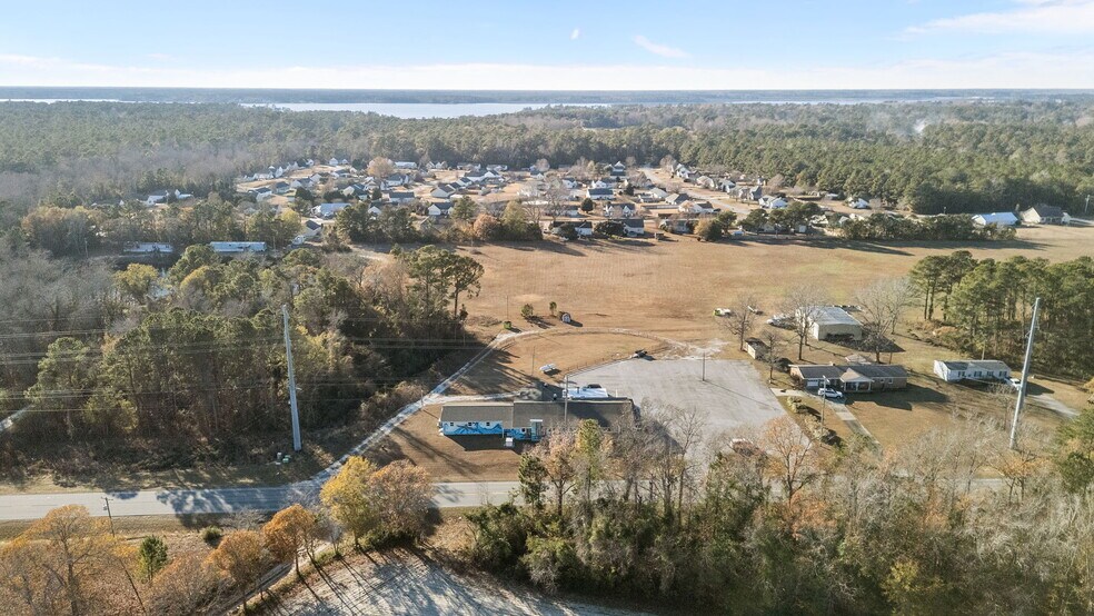 More Photos Of 2383 Hwy 58, Swansboro Restaurant For Sale