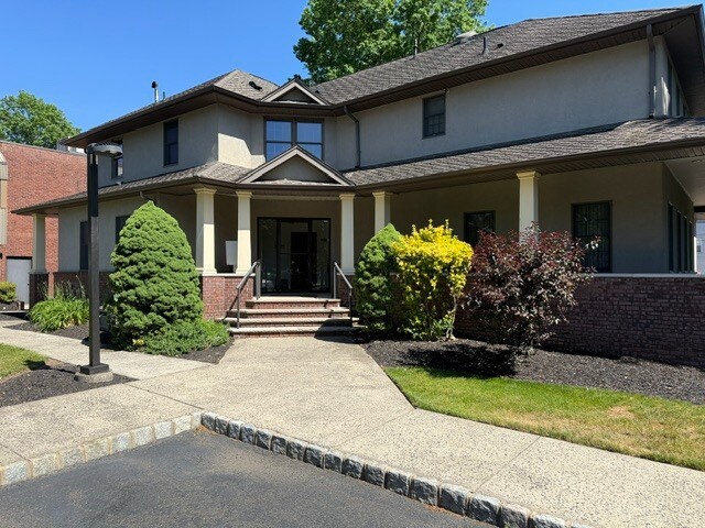 More Photos Of 121 Union Ave, Middlesex Office Residential For Lease