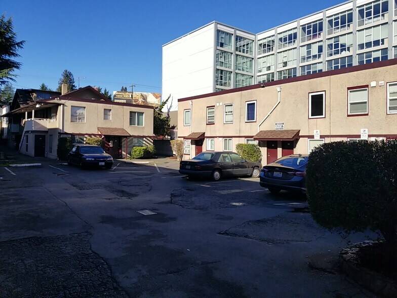 More Photos Of 8600 Aurora Ave N, Seattle Apartments For Sale