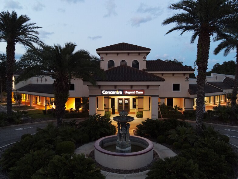 More Photos Of 210 S Lake St, Leesburg Medical For Lease