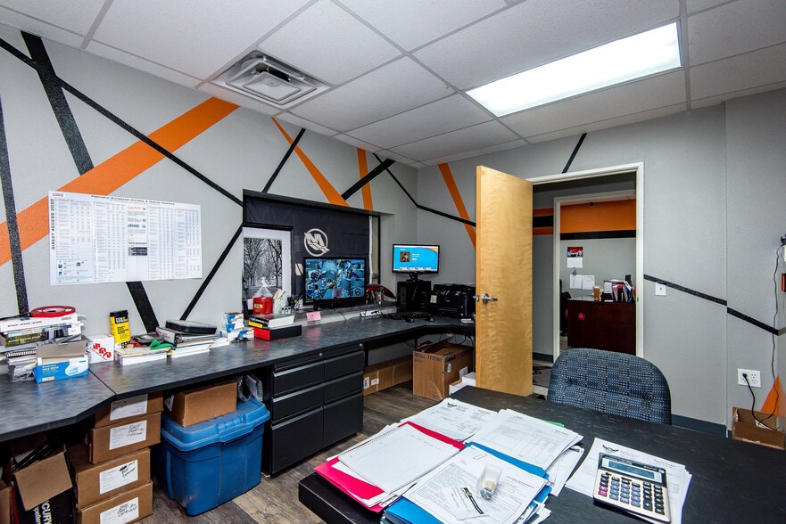 More Photos Of 2106 Highway 95, Bullhead City Auto Dealership For Sale