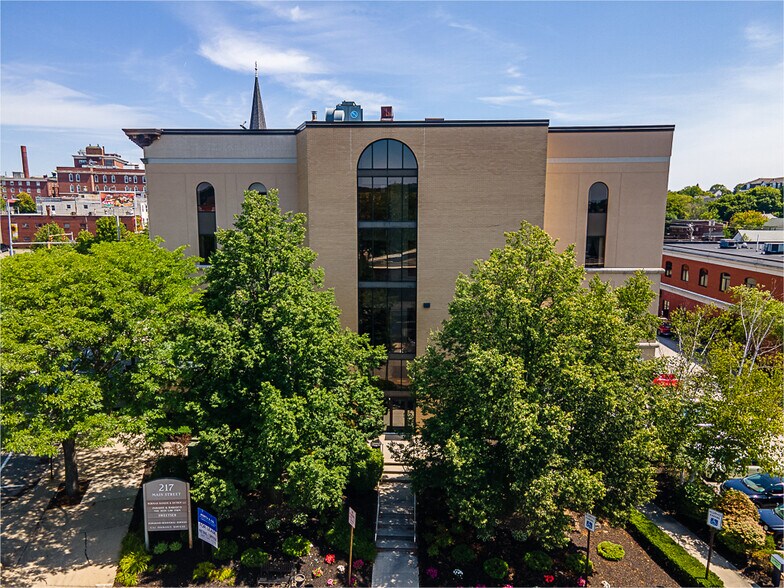 More Photos Of 217 Main St, Lewiston Office For Lease