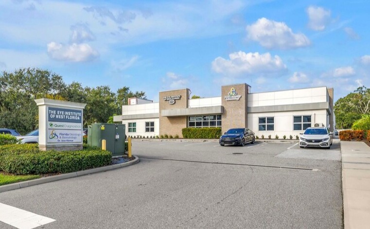 More Photos Of 3220 N McMullen Booth Rd, Clearwater Medical For Sale