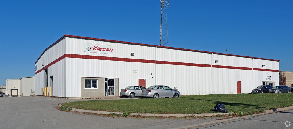 Primary Photo Of 25 Commerce Pl, St Catharines Warehouse For Lease
