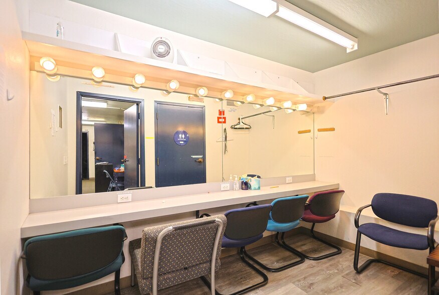 More Photos Of 2087 Addison St, Berkeley Unknown For Lease