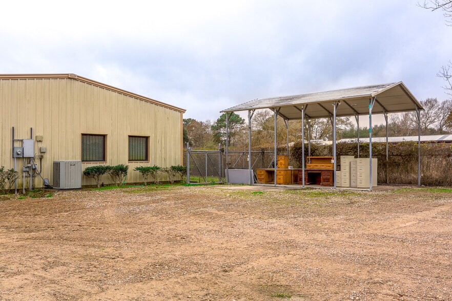 More Photos Of 14410 Mary Jane Ln, Tomball Office For Sale