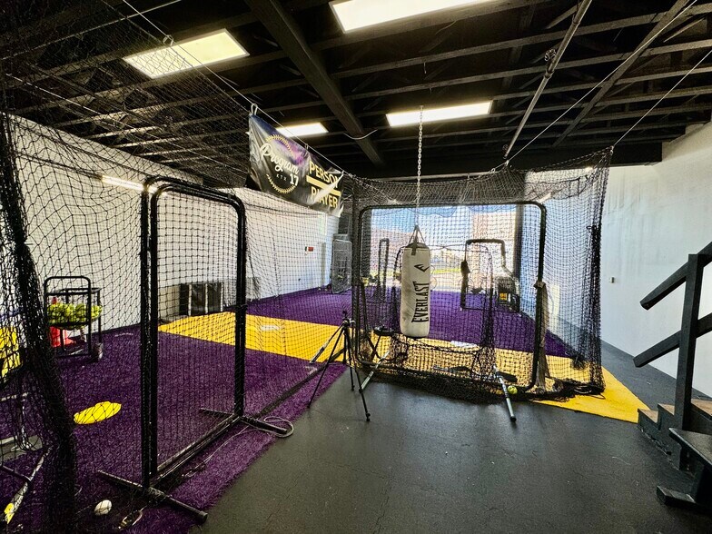 More Photos Of 1435 FM 1463 Rd, Katy Showroom For Sale