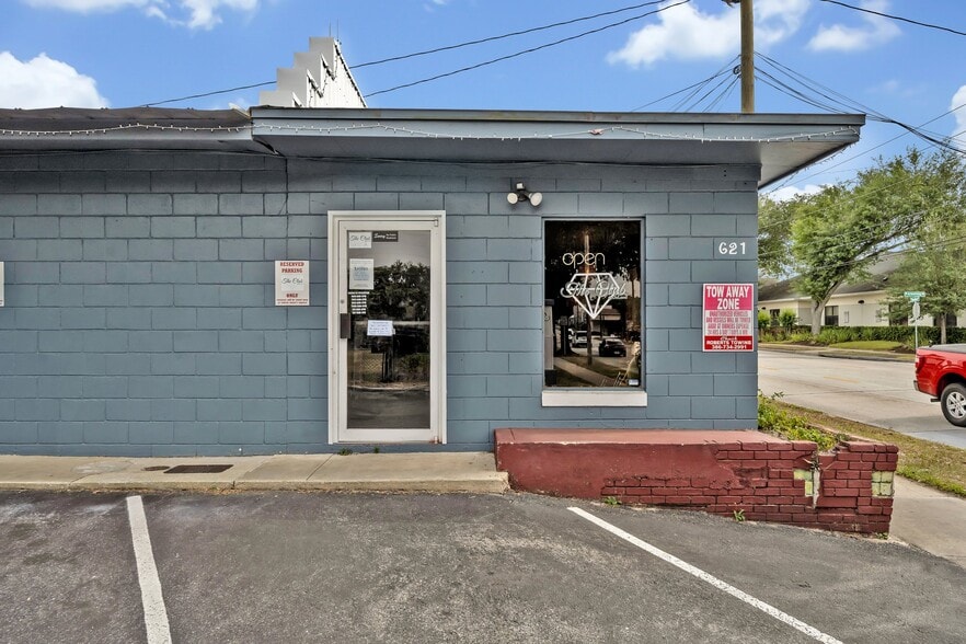 More Photos Of , Deland Unknown For Sale