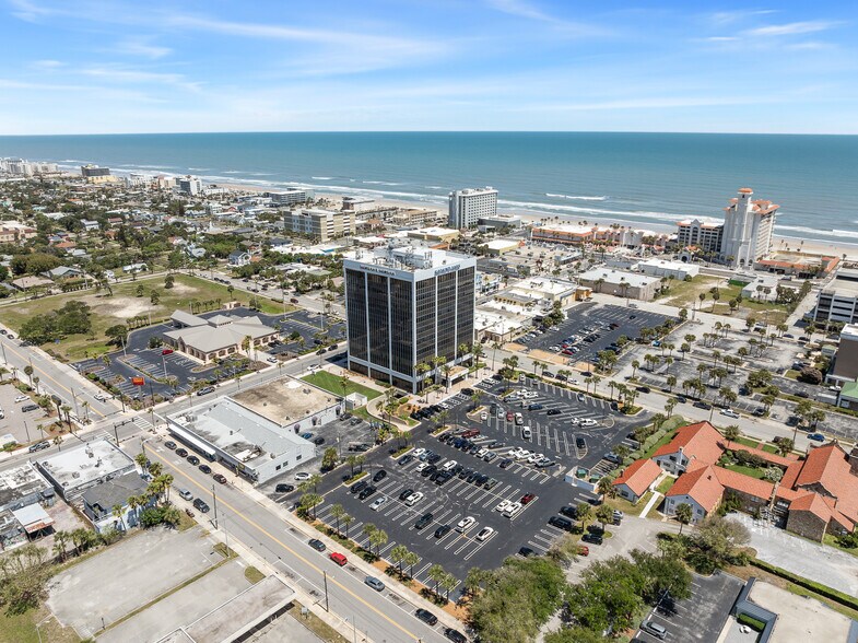 More Photos Of 444 Seabreeze Blvd, Daytona Beach Office For Lease